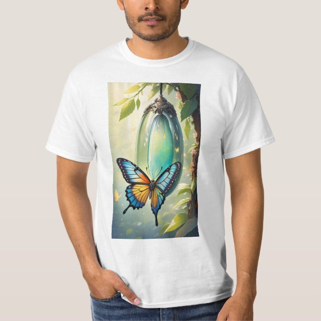 Butterfly som växer upp från sitt Macro-skott i Ch T Shirt (Framsida)