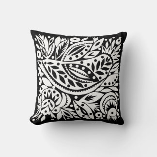 BW Bird Art Cutouts Reversible Pillow Kudde