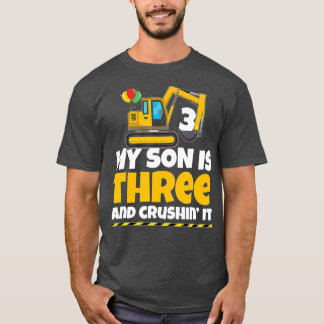 Bygg 3-årig pojkvän Födelsedagsfest T Shirt