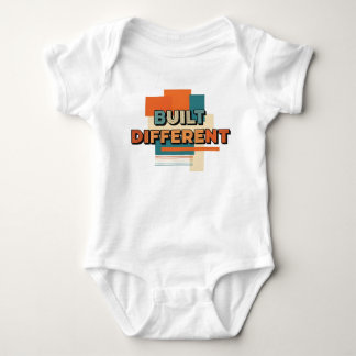 Byggd annorlunda t shirt