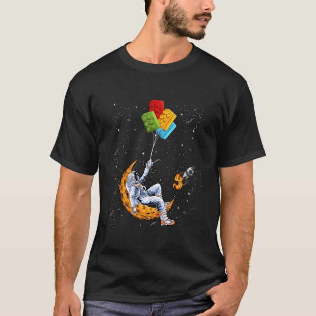 Bygger block Bricks Space Astronaut Funny Maste T Shirt (Framsida)