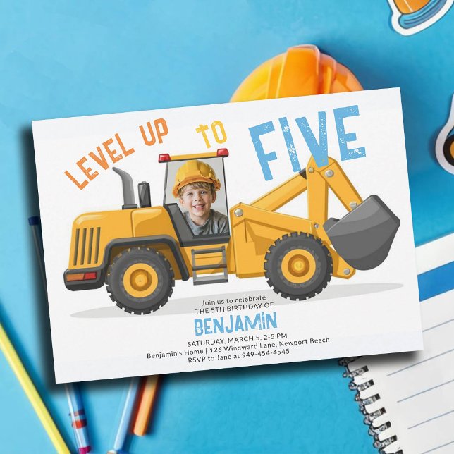 Bygghuvud upp foto 5:e födelsedag inbjudningar (photo construction invitation 5th birthday five fifth boys bulldozer vehicle theme personalized)