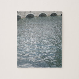 Byggnad för kopiavintageeuropé runt om kanaler pussel