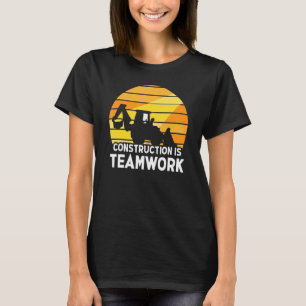Byggnaden är arbetsplats för teamarbete t shirt