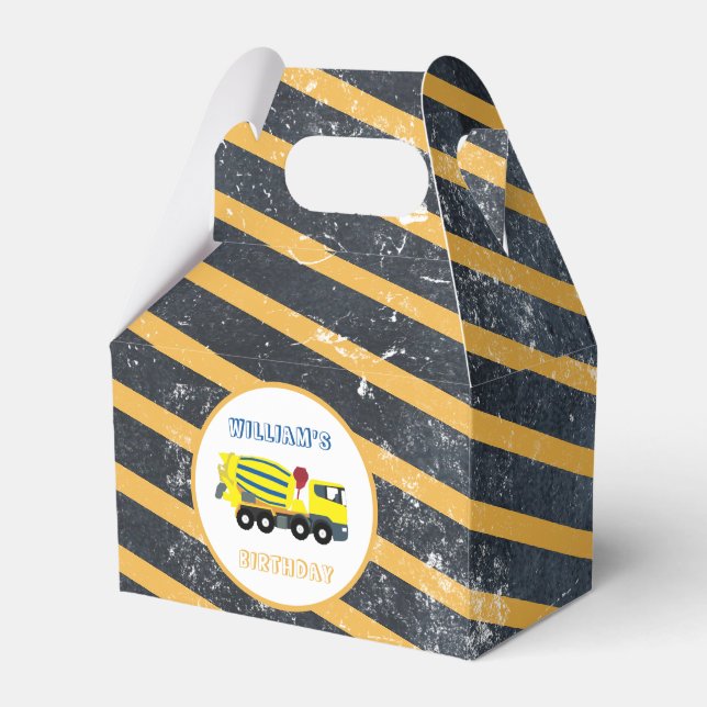 Byggnation av Lastbil i Lastbilar Presentaskar (Framsidan Sidan)