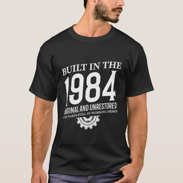 Byggt 1984 t shirt (Framsida)