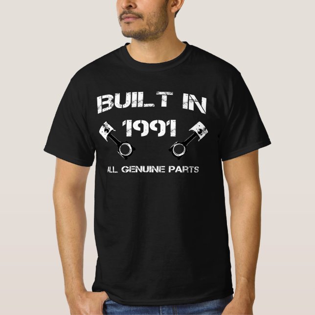 Byggt 1991 för manar bilar och mekaniker på födels t shirt (Framsida)