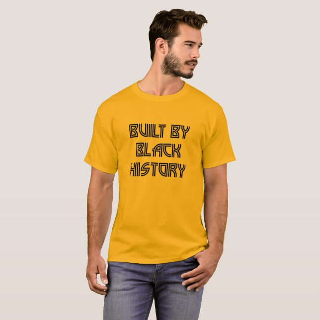 Byggt av svart historik t shirt (Hel framsida)