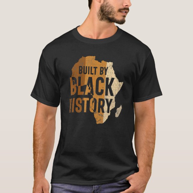 Byggt av Svartahistorien African Melanin Pride Man T Shirt (Framsida)