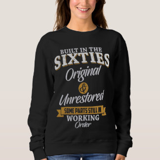 Byggt i 60-talets ursprungliga version och ej åter t shirt