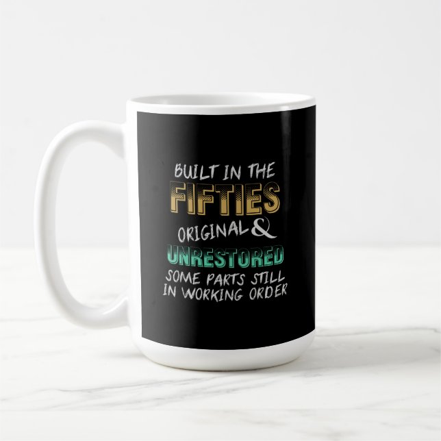 Byggt i femtio kaffemugg (Vänster)