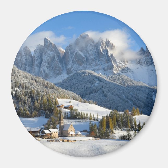 Byn Dolomites på vinterrundmagnet Magnet (Framsidan)
