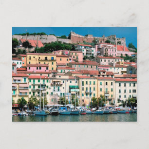 Byn och hamn i Italien Kusten i Medelhavet Vykort