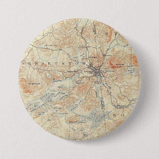 Byn och området Saranac Sjö i Adirondacks Knapp (Framsida)