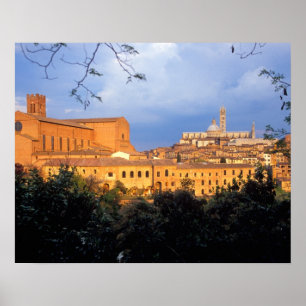 Byn Sienna i Tuscan, Italien. Poster