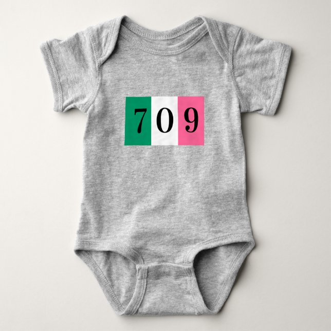Bysdräkt i Newfoundland och baby 709 T Shirt (Framsida)