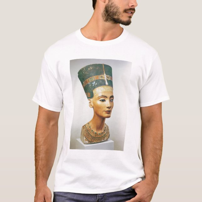 Byst av drottningen Nefertiti, från studion av T Shirt (Framsida)