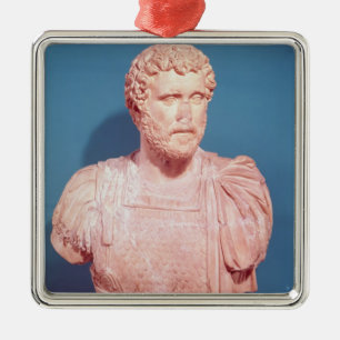 Byst av kejsaren Antoninus Pius Julgransprydnad Metall