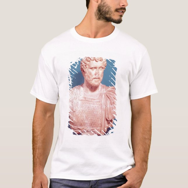 Byst av kejsaren Antoninus Pius Tröja (Framsida)