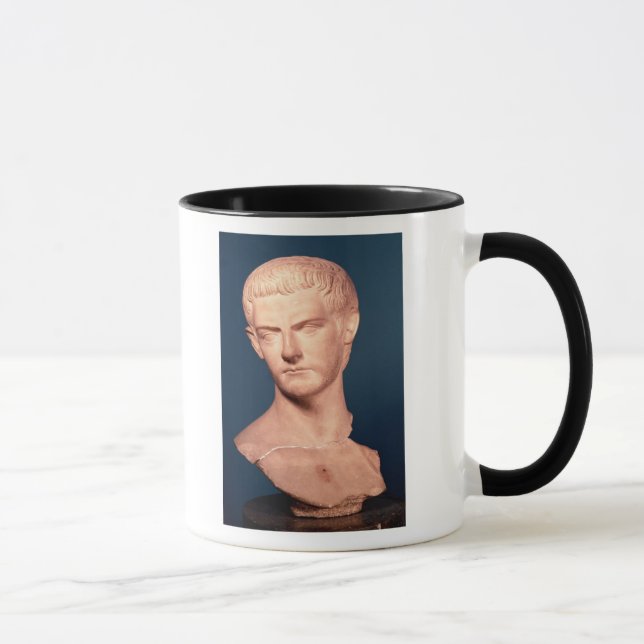Byst av kejsaren Caligula från Thrace, ANNONS Mugg (Höger)