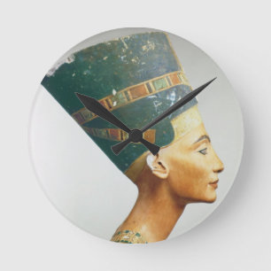 Bysten av drottningen Nefertiti, sida beskådar, Rund Klocka