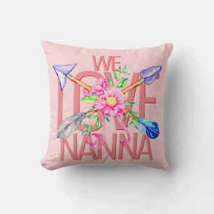 Byt text Namn, Boho Arrows Flowers We Kärlek NANA Kudde