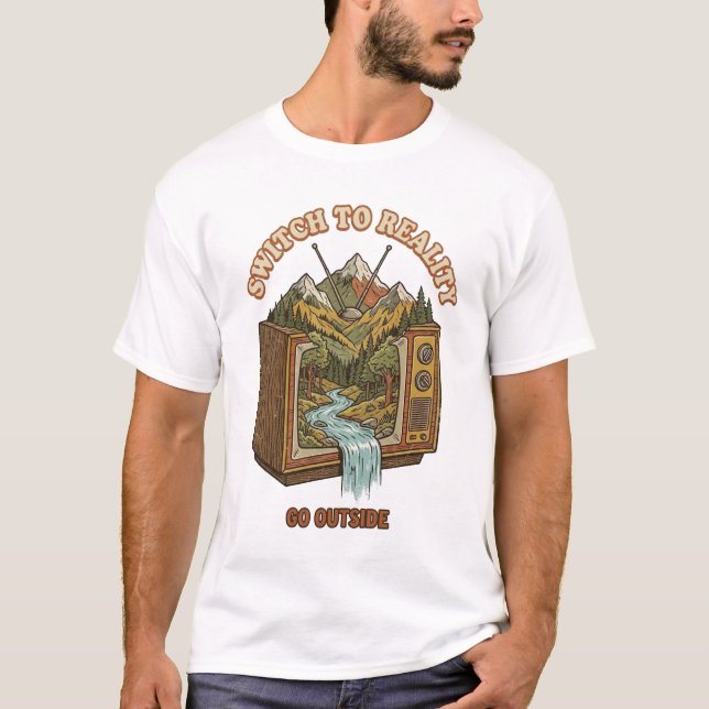 Byt Till Verklighet Gå Utomhus Retro TV Natur Desi T Shirt (Framsida)