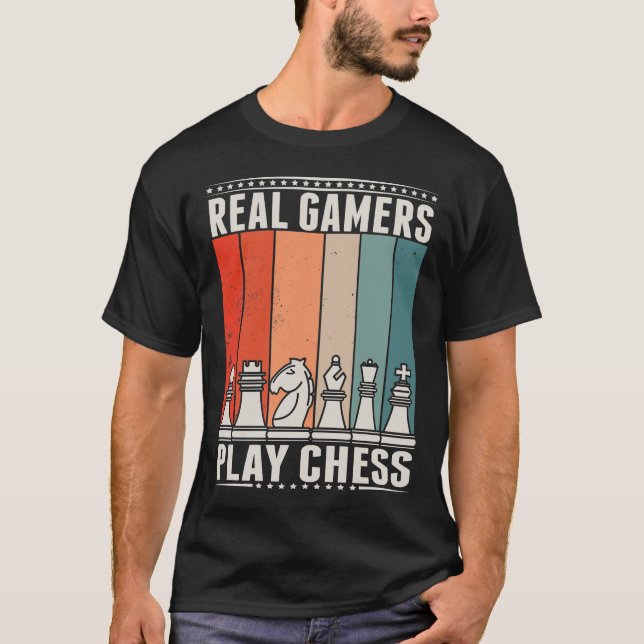 Bytet Chess Gamer Board Chess Biet T Shirt (Framsida)