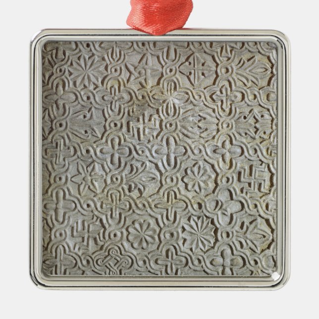 Byzantineslab med cruciform dekoration, 12th-14t julgransprydnad metall (Framsidan)