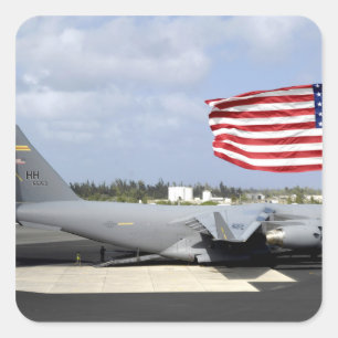 C-17 Globemaster III sitter på det flightline Fyrkantigt Klistermärke