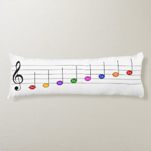C Större i Treble Clef Kids Music Literacy Kroppskudde