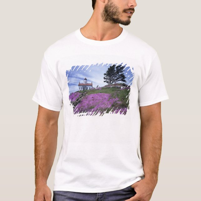 CA, Crescent City, Battery Point fyr med Tee Shirt (Framsida)