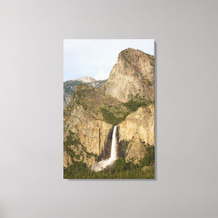 CA, Yosemite NP, Bridalveil Falls Canvastryck
