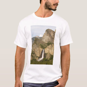 CA, Yosemite NP, Bridalveil Falls Tee