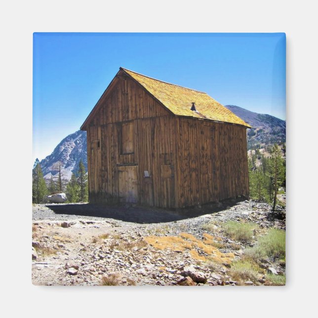Cabin at Bennettville, Tioga Pass, CA Magnet (Framsidan)