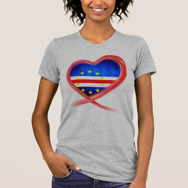 Cabo Verde Bow Heart Flagga T-Shirt (Framsida)