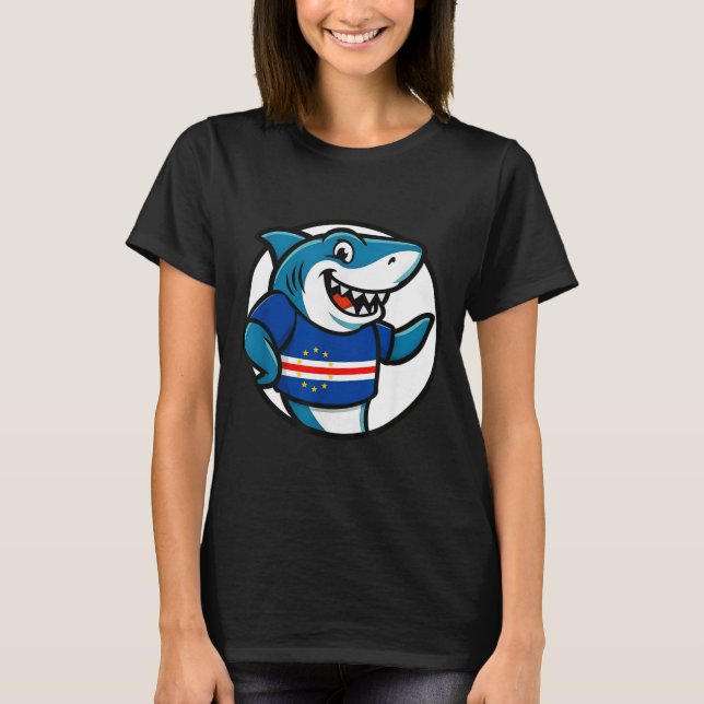 Cabo Verde Flag Shark Funny Cabo Verdean  T Shirt (Framsida)