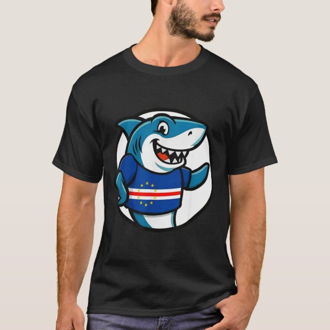 Cabo Verde Flag Shark Funny Cabo Verdean  T Shirt (Framsida)