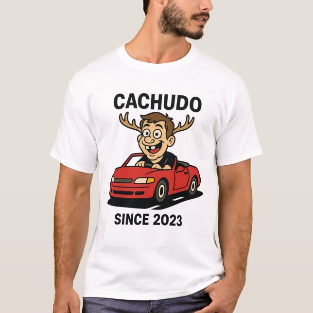 Cachudo sedan 2023 T Shirt (Framsida)