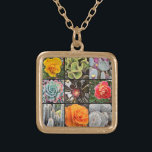 Cacti Ro Flowers Photography Collage Modern Bold Guldpläterat Halsband<br><div class="desc">Briljantrött, gult och orange ro och lush grönt, akvarium och svartkaktusar ska vara varma sommardagar. Njut av blommarna och den fredliga atmosfären i en levande trädgård när du bäror detta fantastiska, vackra fotocharmhalsband. Detta halsband finns i små, medelstora och stora storlekar, såväl som i kvadratiska och cirkelformade former. Du kan...</div>