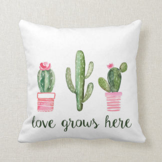 Cactus Kärlek växer här Cacti Decorative Pillow Kudde