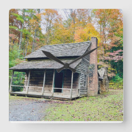 Cades Cove Fall Mountain Cabin Clock Fyrkantig Klocka