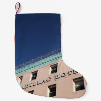 CADILLAC HOTEL BYGGNAD LITEN JULSTRUMPA