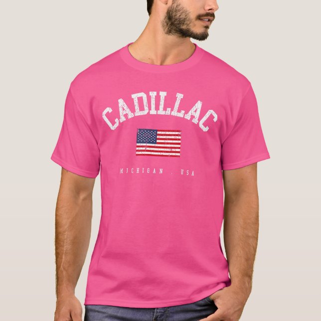 Cadillac MI Retro American Flag USA City Name fami T Shirt (Framsida)