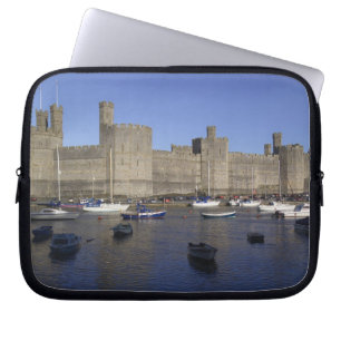 Caernarfon slott, Gwynedd, Wales (RF) Laptop Fodral