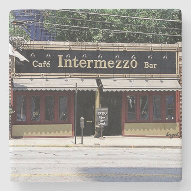 Cafe Intermezzo Buckhead, Cafe Intermezzo Underlägg Sten (Framsidan)