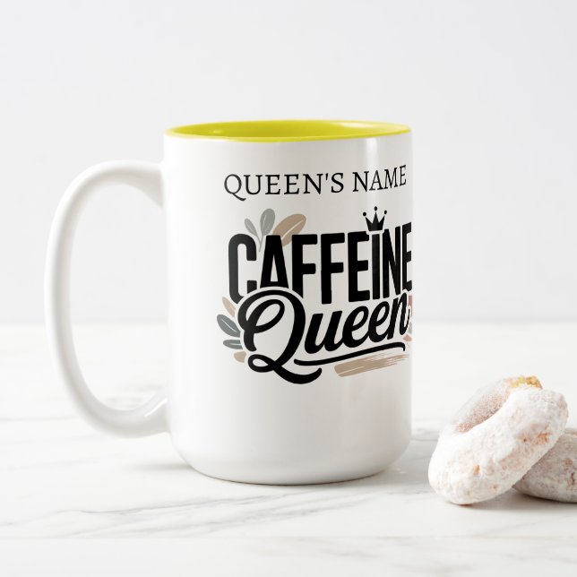 Caffeine Queen Funny Coffee Lover Mug Gift for Her Två-Tonad Mugg (Med munk)