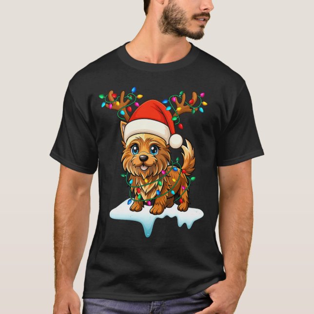 Cairn Terrier Christmas Santa Hat Reindeer Lights  T Shirt (Framsida)