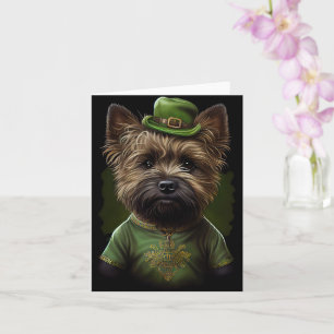 Cairn Terrier hund i St. Patricks dag dräkt Kort