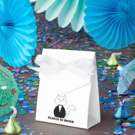 Caixa Cat, License to Meow Presentaskar